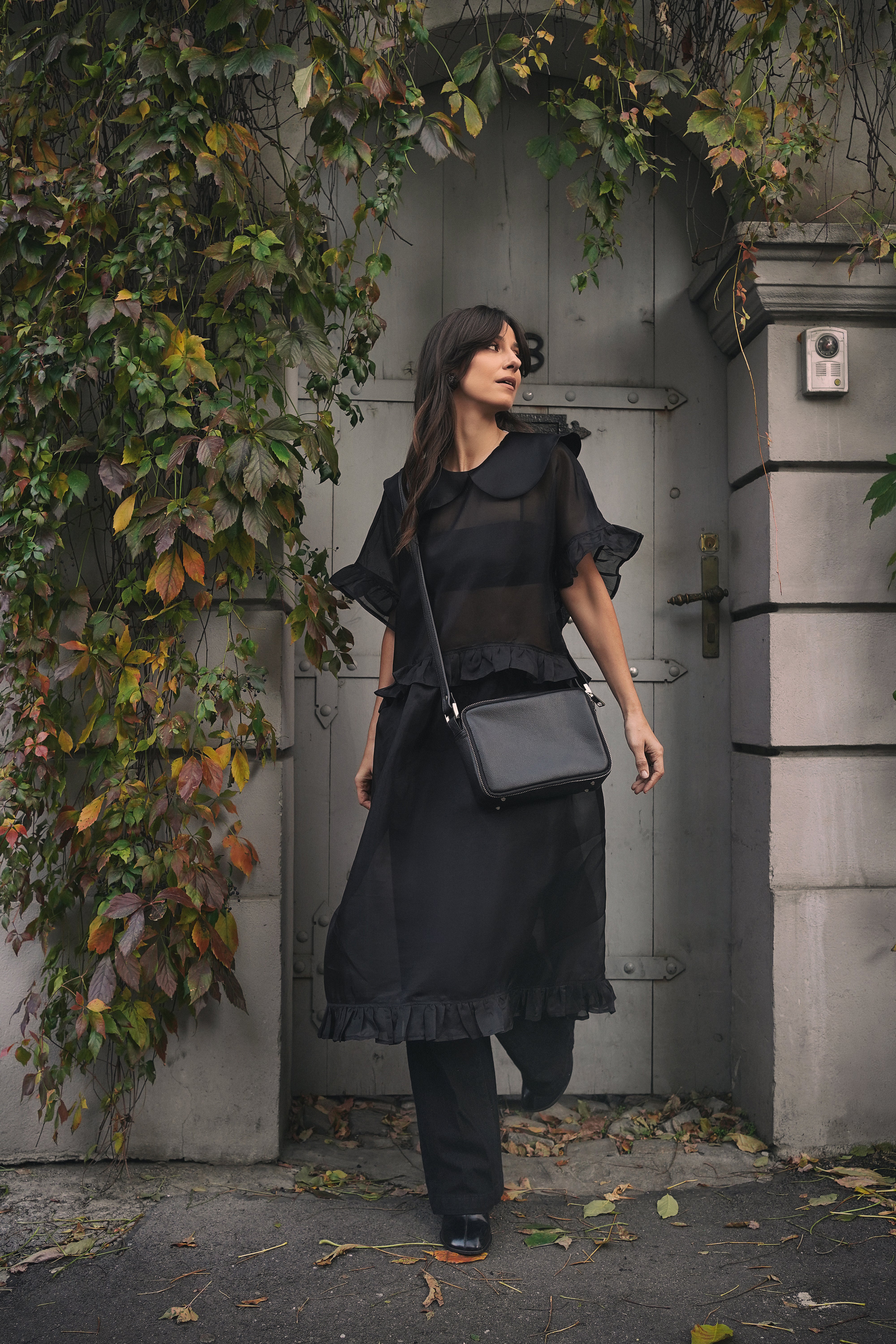 Moon Bag with Detachable Pockets