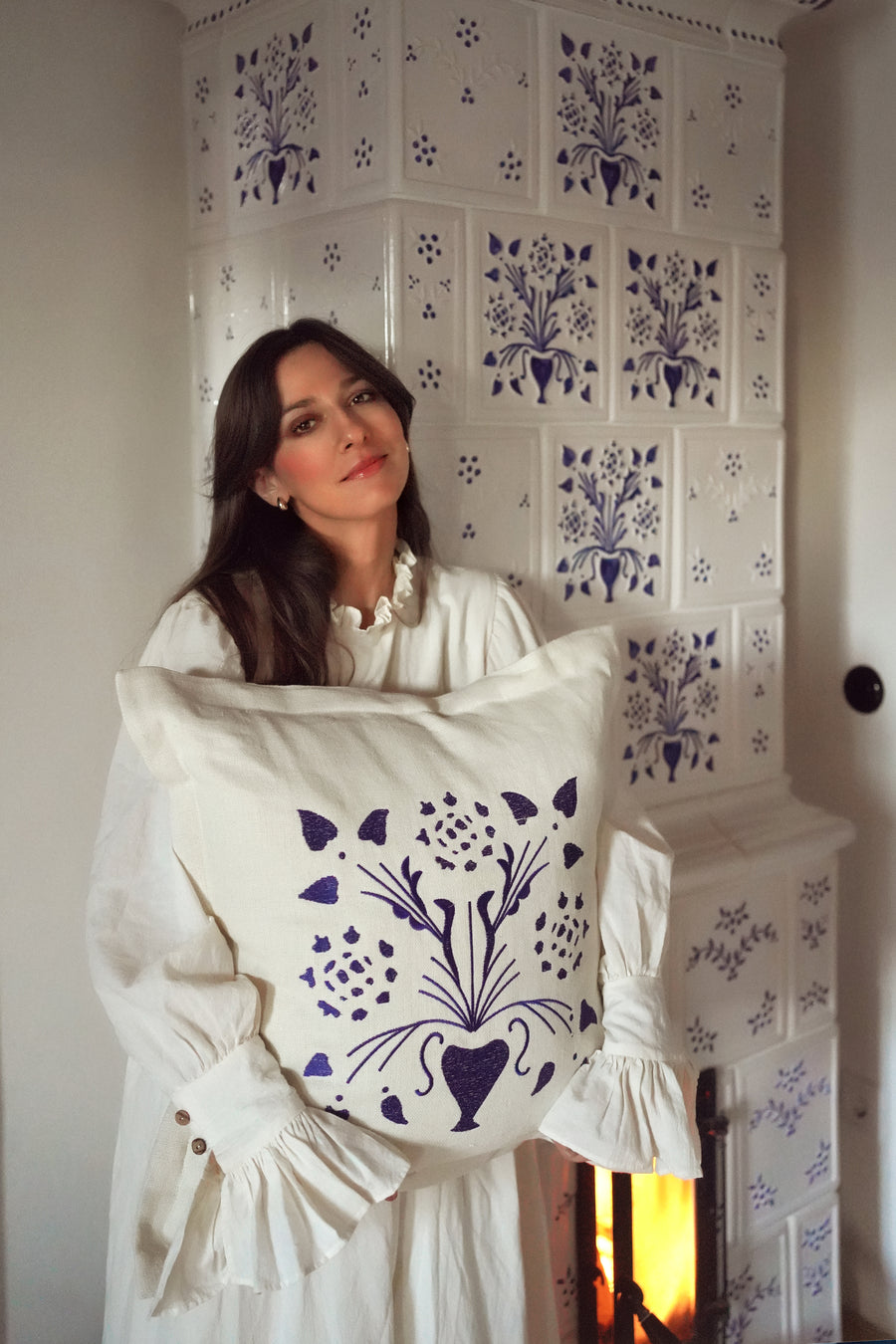 Față de pernă decorativă VAZĂ CU FLORI albastră 50x50